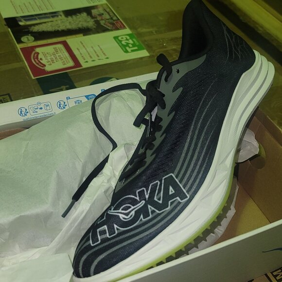 HOKA CRESCENDO MD 2 BRAND NEW WITH BOX, SIZE US 11.5 main image 4